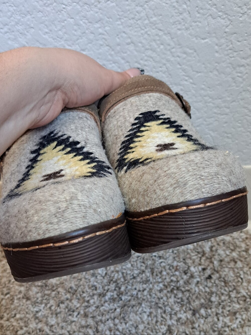 Born Western Boho Taupe Blanket Combo Print Carmen Clogs Leather Size 8 - Picture 3 of 11